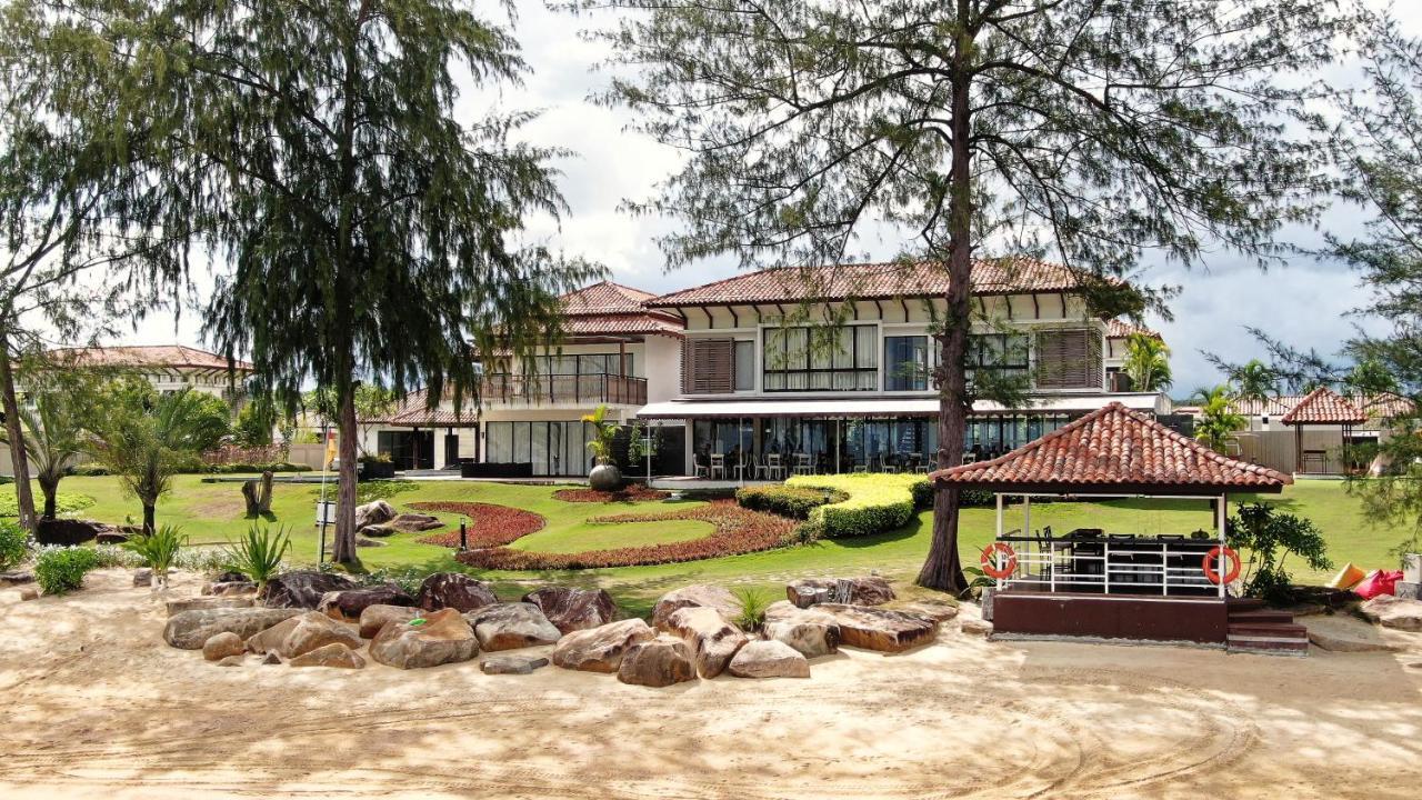 Pantai Indah Lagoi Bintan Buitenkant foto