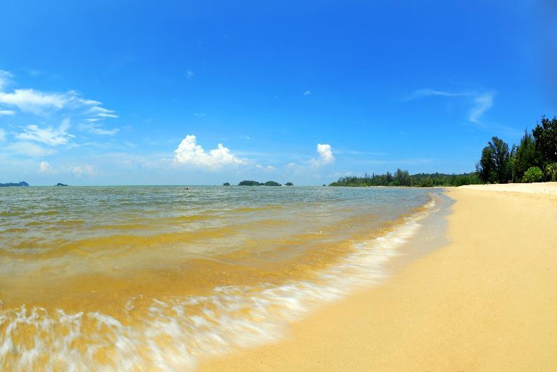Pantai Indah Lagoi Bintan Buitenkant foto